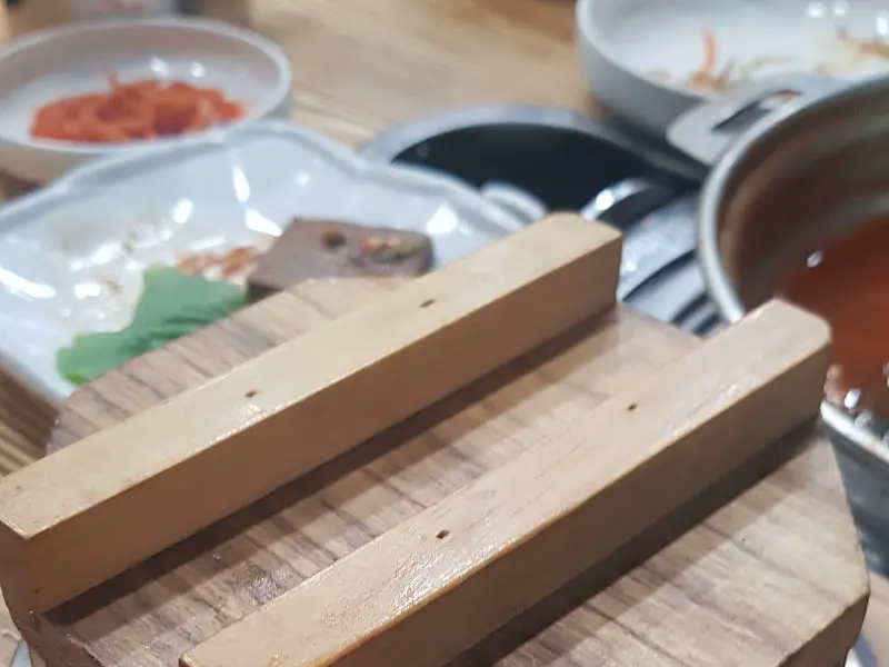 꽃게탕 뚝배기 덮개