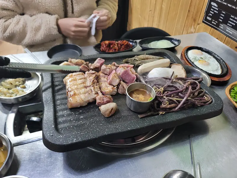 흑돼지 오겹살 세트