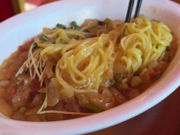 하얀 짜장의 신세계! 인천 차이나타운 맛집 연경 본점에서 만나는 특별한 미식 경험