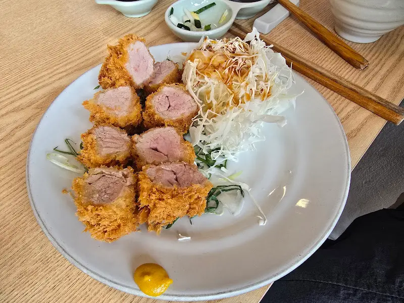 촉촉한 안심 카츠 단면