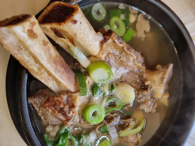 황칠갈비탕 비주얼