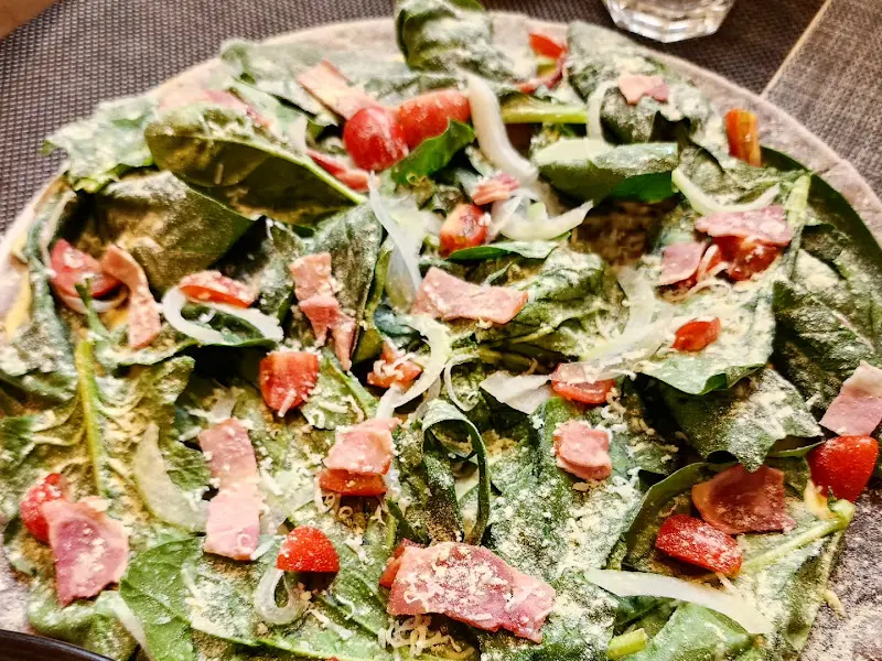 시금치 베이컨 플랫 브레드