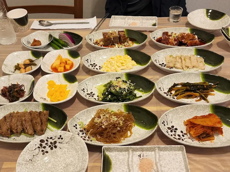 육해공 마을회관 기본 반찬