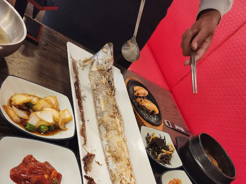 사장님의 갈치 해체쇼