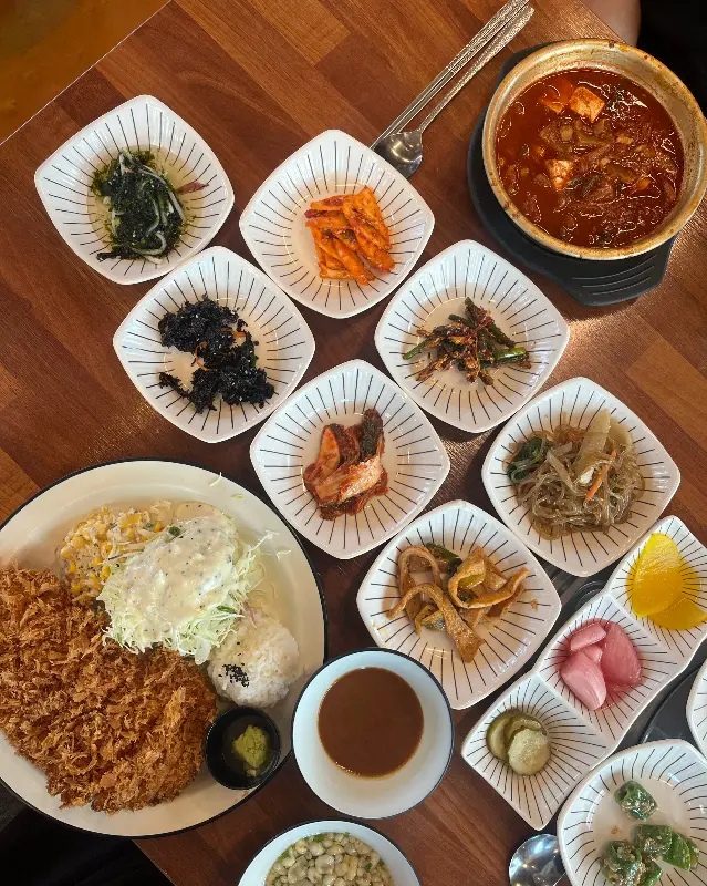 소담의 돼지고기 김치찌개