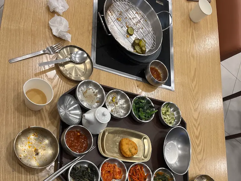 식사를 마친 테이블