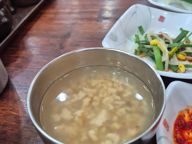 최미삼순대국 기본 반찬