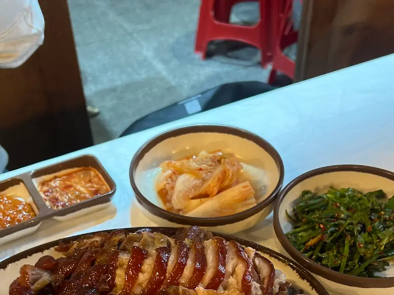 참족발 기본 반찬