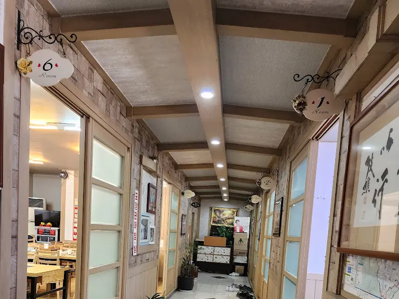 사또가든 내부 복도