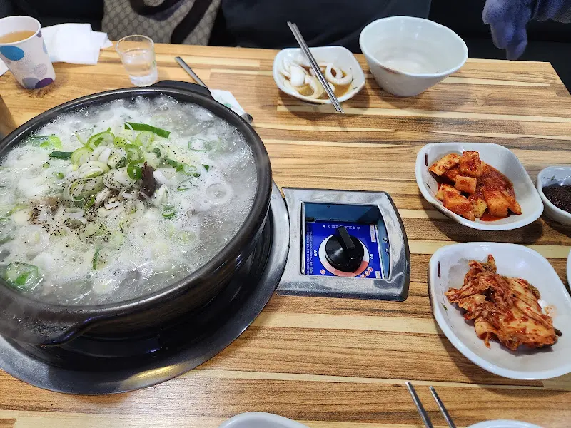 도가니탕 전체샷