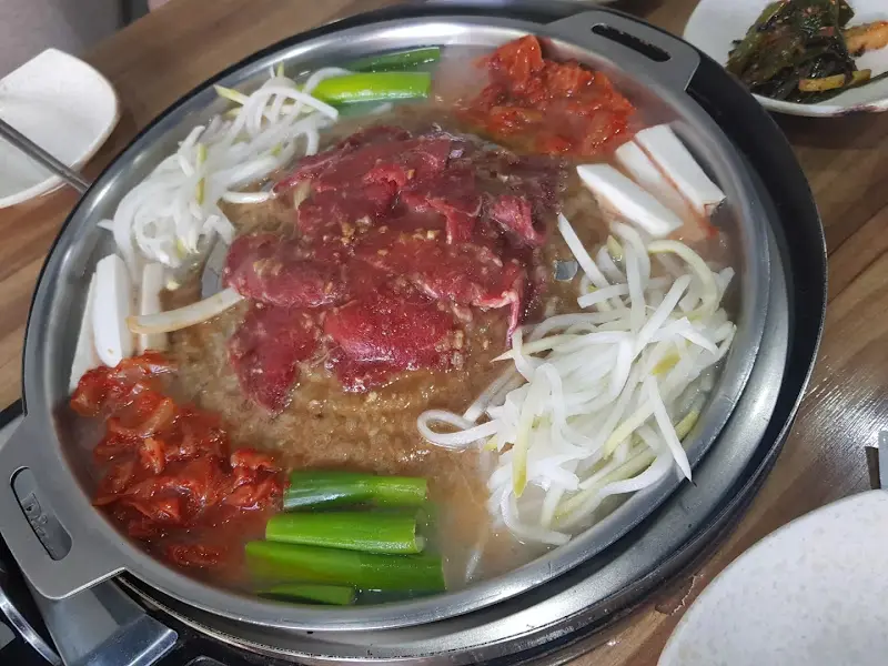 김치불고기 익어가는 모습