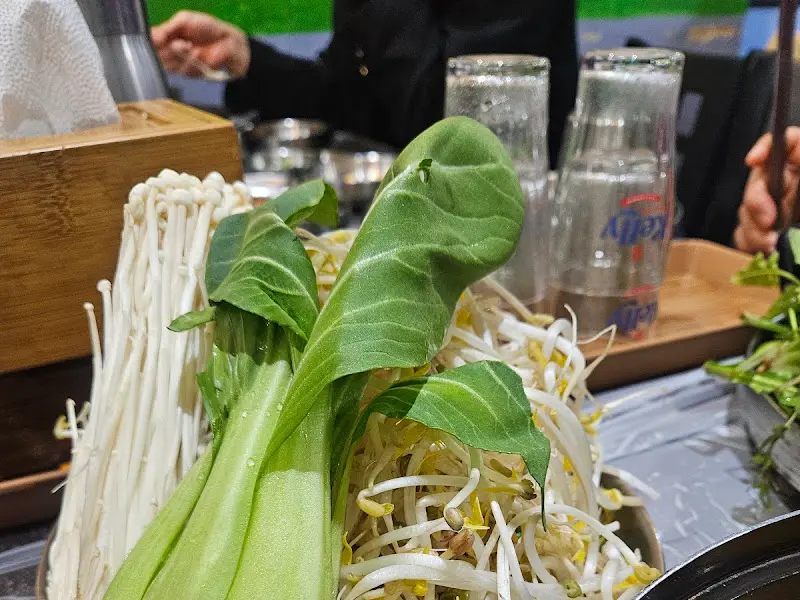 동진식당 내부2