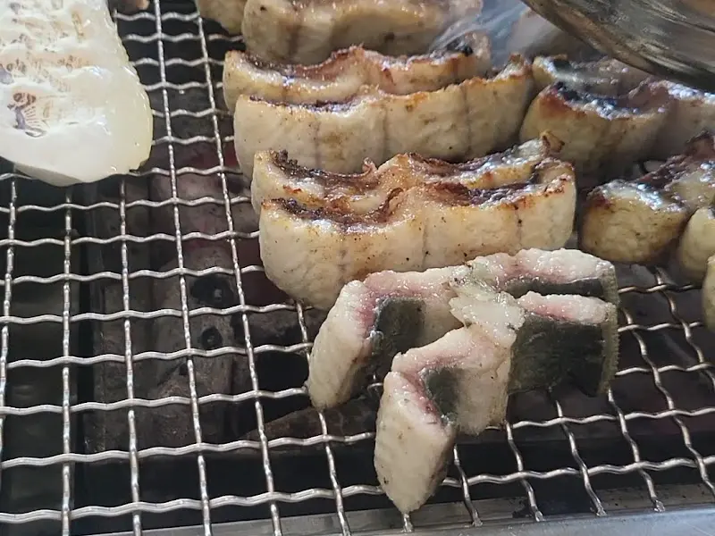 기본으로 제공되는 다양한 반찬