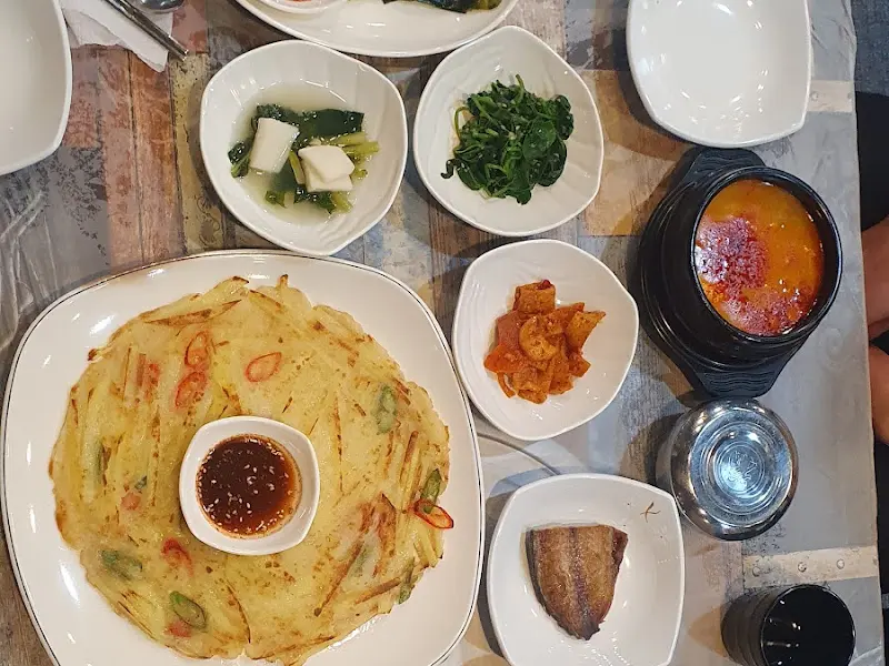 입암손두부 메뉴