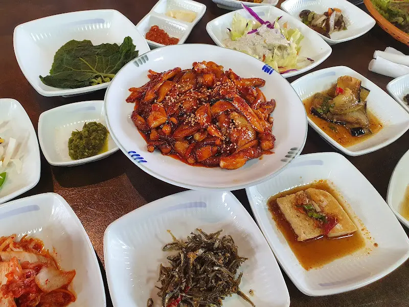 장수돼지국밥 외부 전경