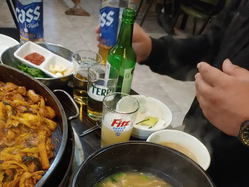 풍년닭갈비 테이블 세팅