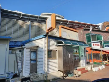 파도 소리마저 잊게 하는, 양양 장칼국수 숨은 맛집 기행