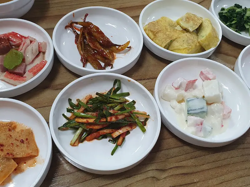 다채로운 밑반찬