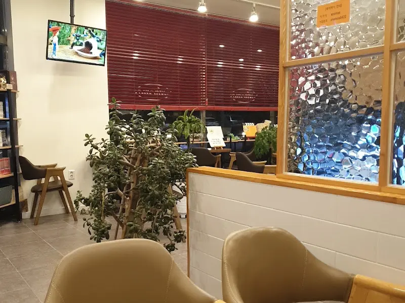 카페 내부 좌석