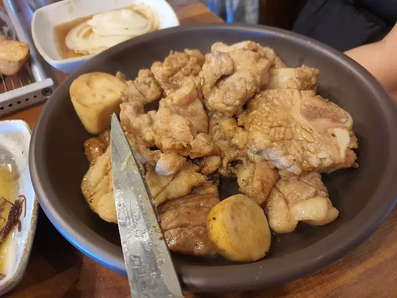 돼지갈비와 함께 곁들여 먹으면 맛있는 밑반찬들