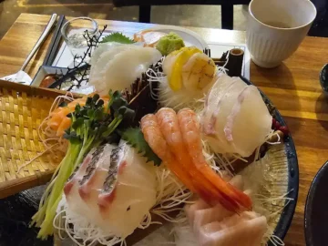 오랜 단골의 숨겨둔 보석, 연남동 ‘스시맛집’의 깊은 풍미를 찾아서