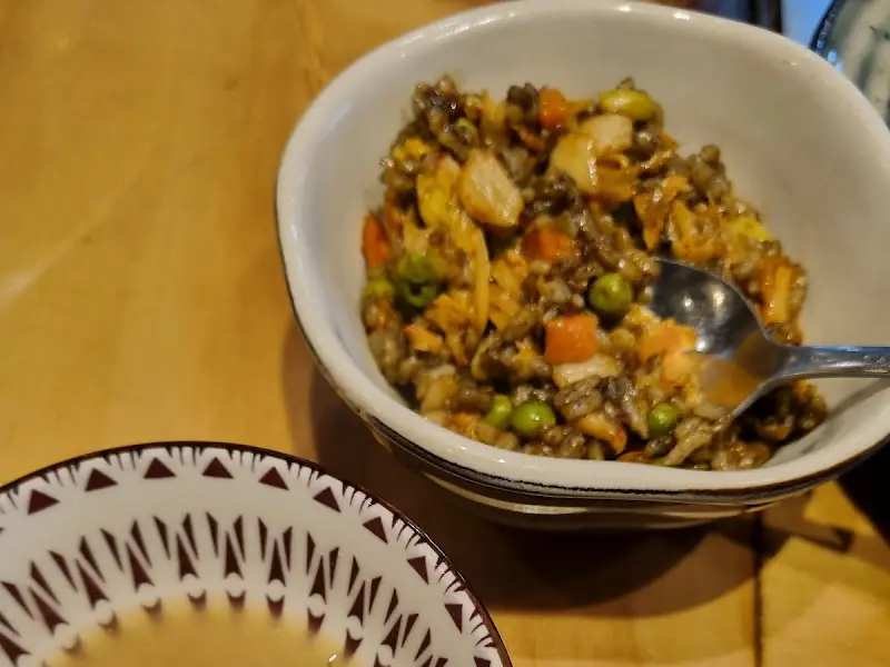 오징어먹물 볶음밥