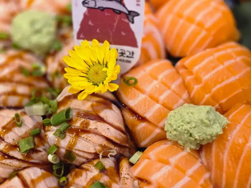 싱싱함이 느껴지는 연어