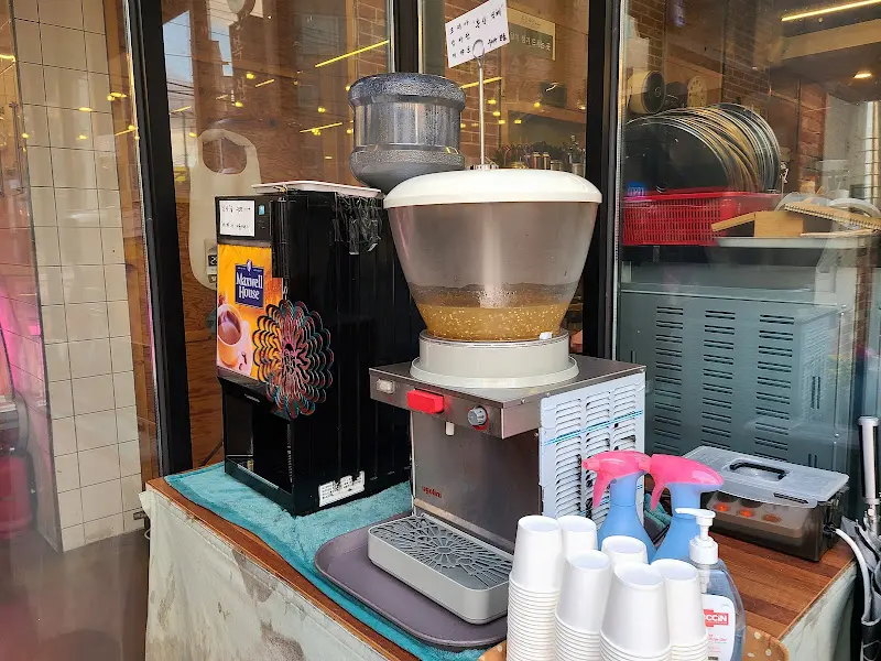 정수기와 커피 머신