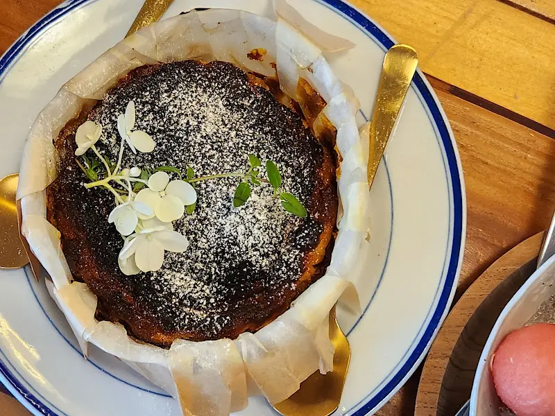 단호박 바스크 치즈 케이크