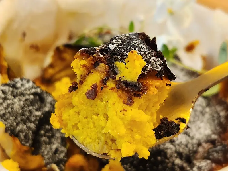 단호박 바스크 치즈 케이크 단면