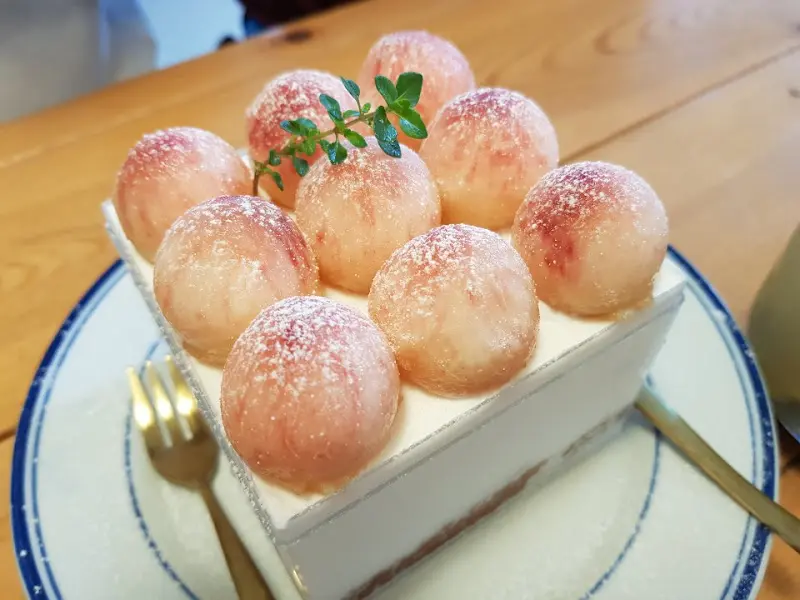 복숭아 케이크