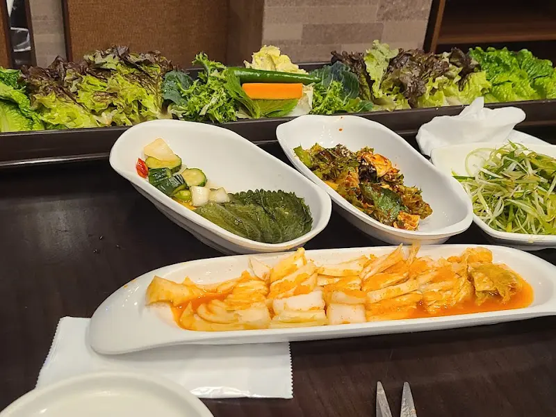 신선한 쌈 채소