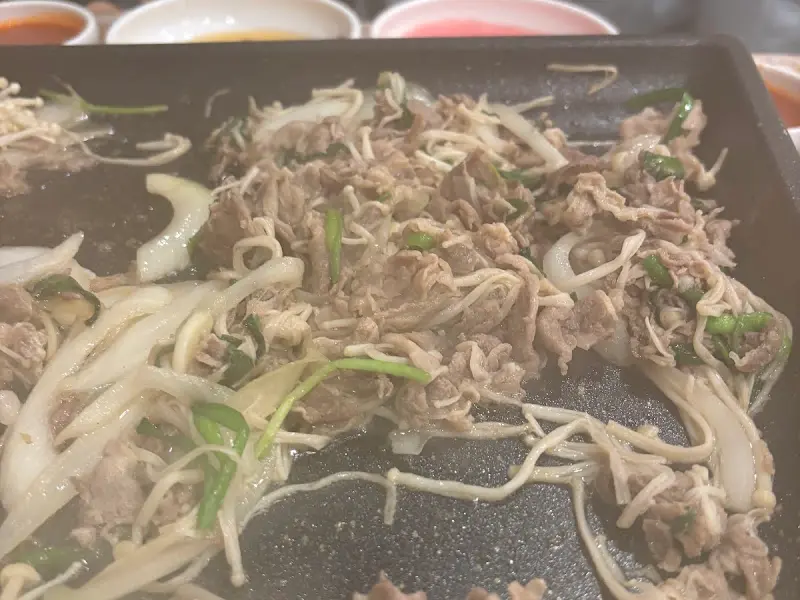 잘 익은 오리 불고기의 모습