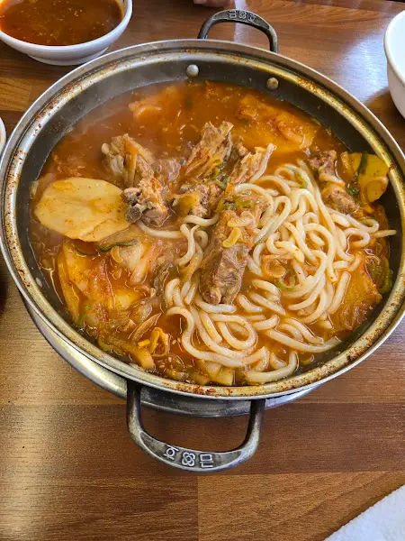 보글보글 닭갈비