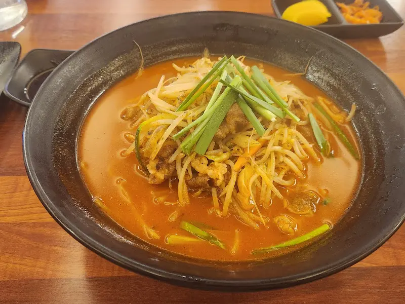 푸짐한 사천짬뽕