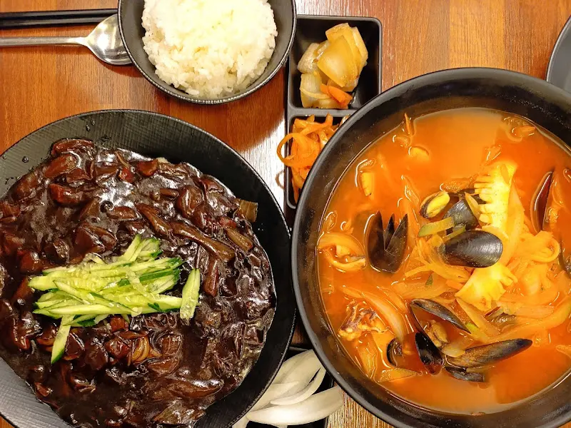 짜장면과 짬뽕의 조화