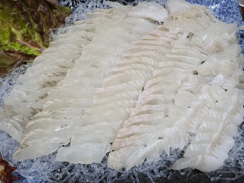 가지런히 놓인 회