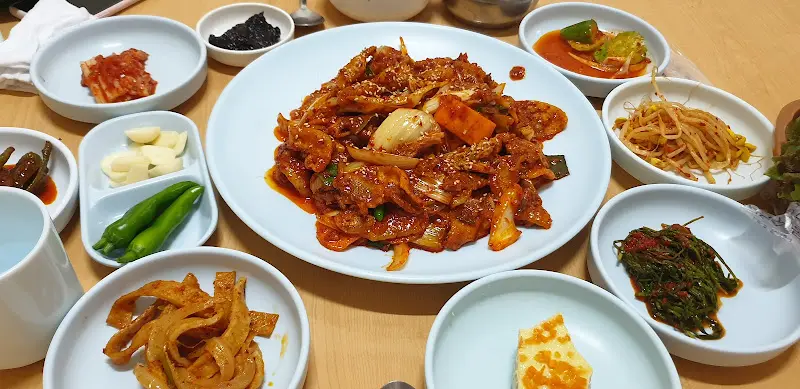 푸짐한 한 상 차림