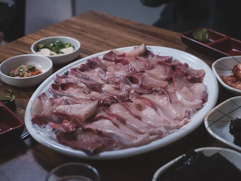 신진시장 맛집, 완도회수산 숭어회