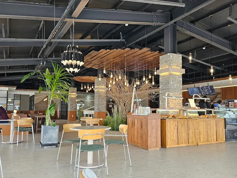 카페 내부 전경