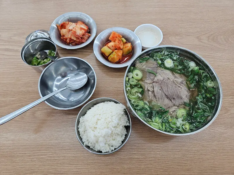 소고기온반 한상차림