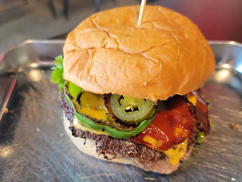 과천 버거 단면