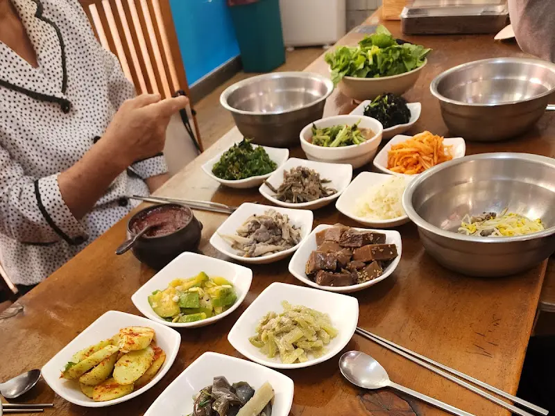 다채로운 밑반찬