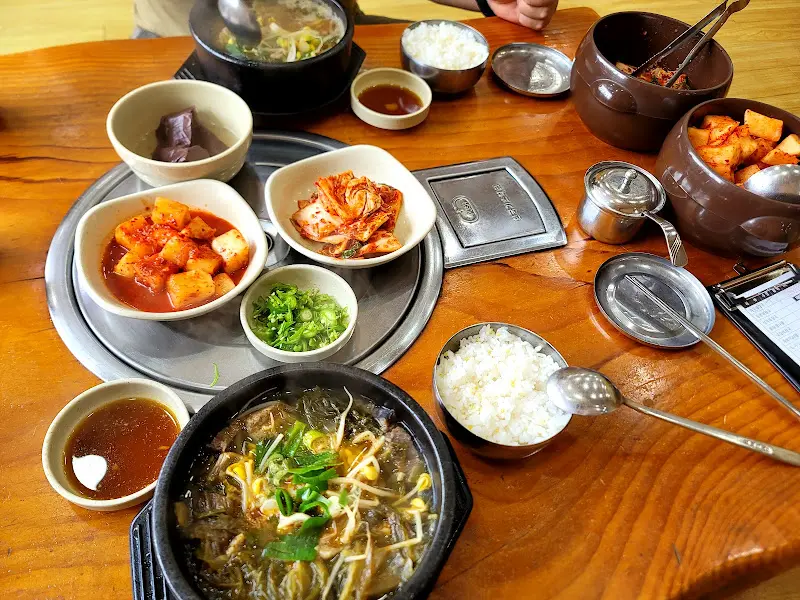 테이블 전체 샷