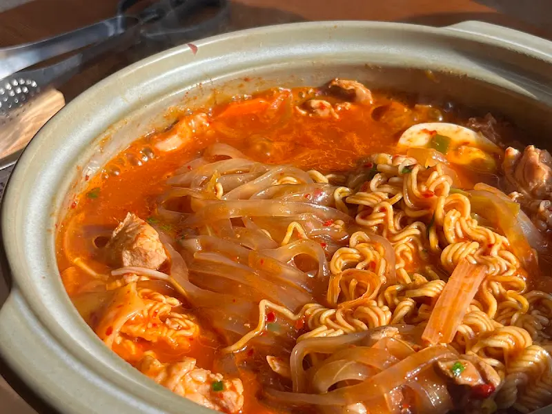 푸짐한 닭볶음탕