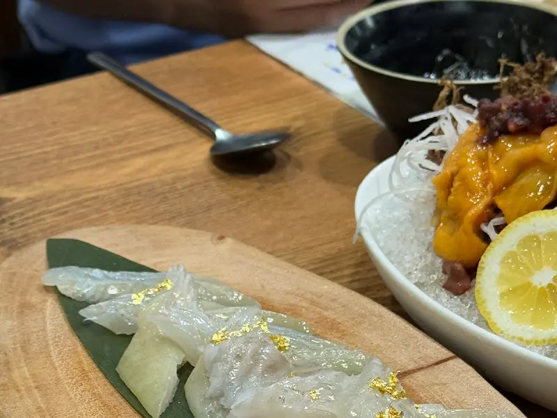 금가루가 뿌려진 특별한 회