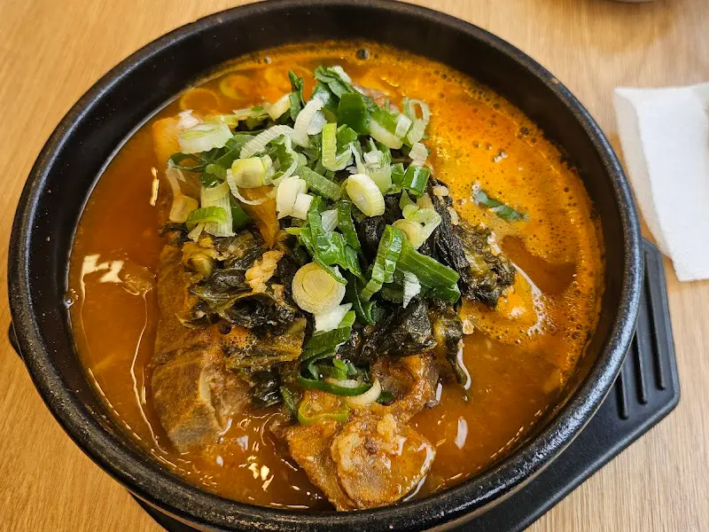 감자탕 국물 클로즈업