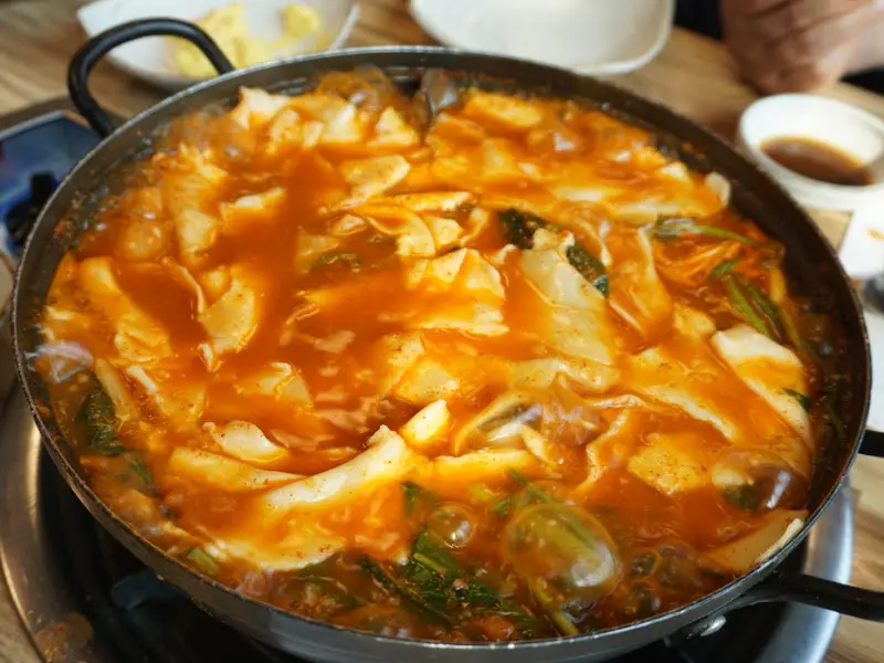 수제비가 들어간 매운탕