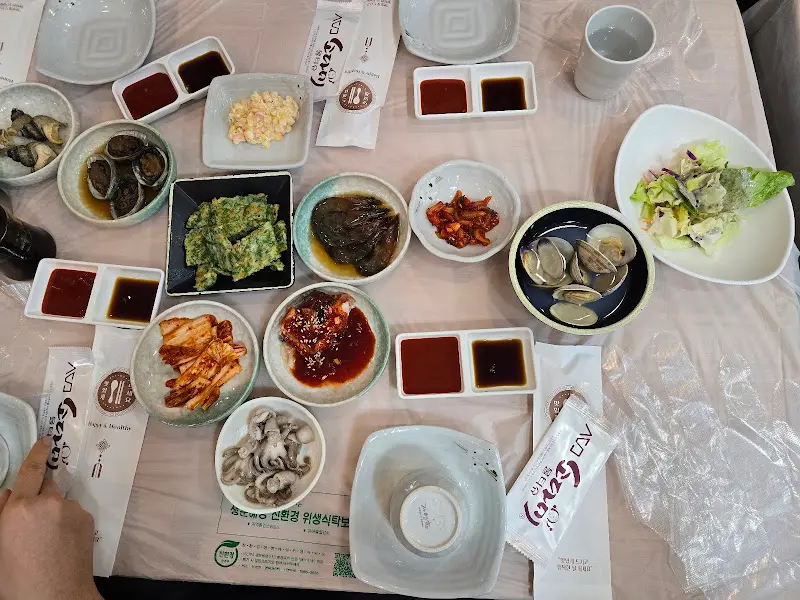 착한대게 밑반찬