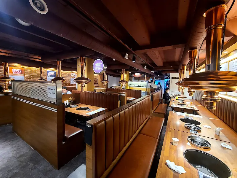 깔끔하고 넓은 거북이동네 내부